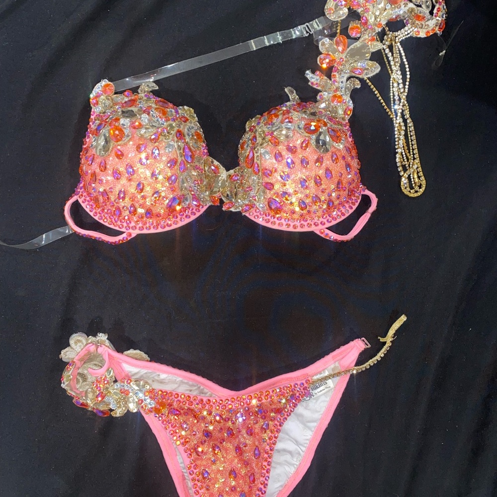 CUSTOM MADE MAGIC BIKINI